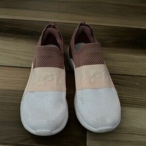 APL Techloom Bliss Beachwood Creme Sneakers, Size 9.5